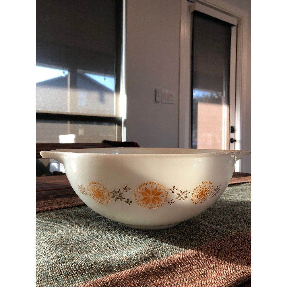 Pyrex Town & Country 444